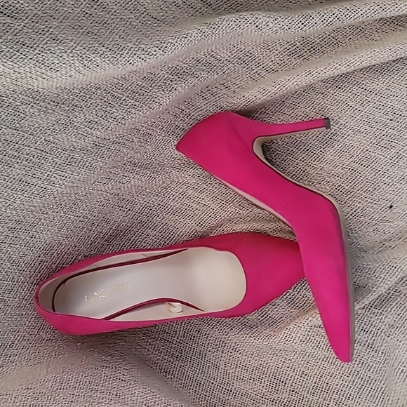 Nine West hot pink heels - Picture 1 of 6